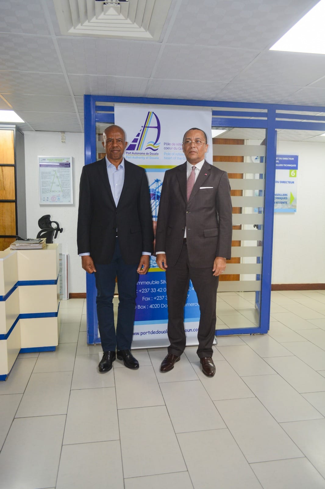 les 2 DG Mission et vision du Port Autonome de Douala